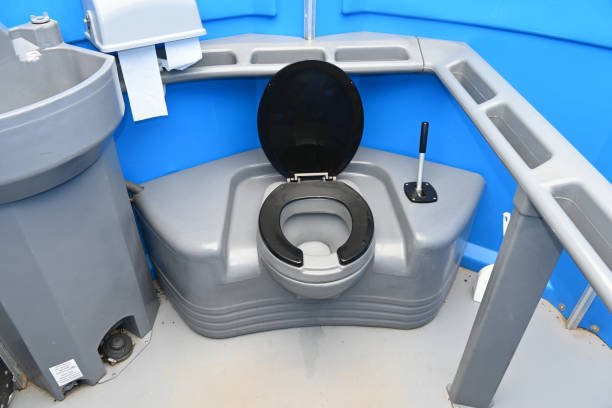 Best Porta potty delivery and setup  in Fullerton, CA